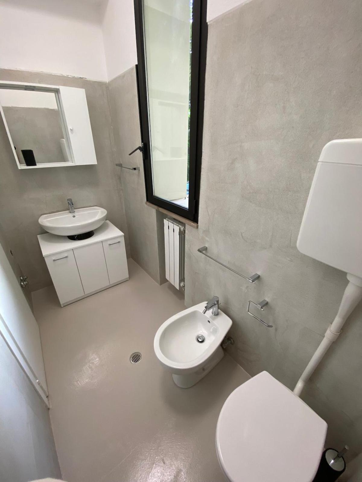 Ampio Appartamento In Posizione Strategica Rimini Exterior photo