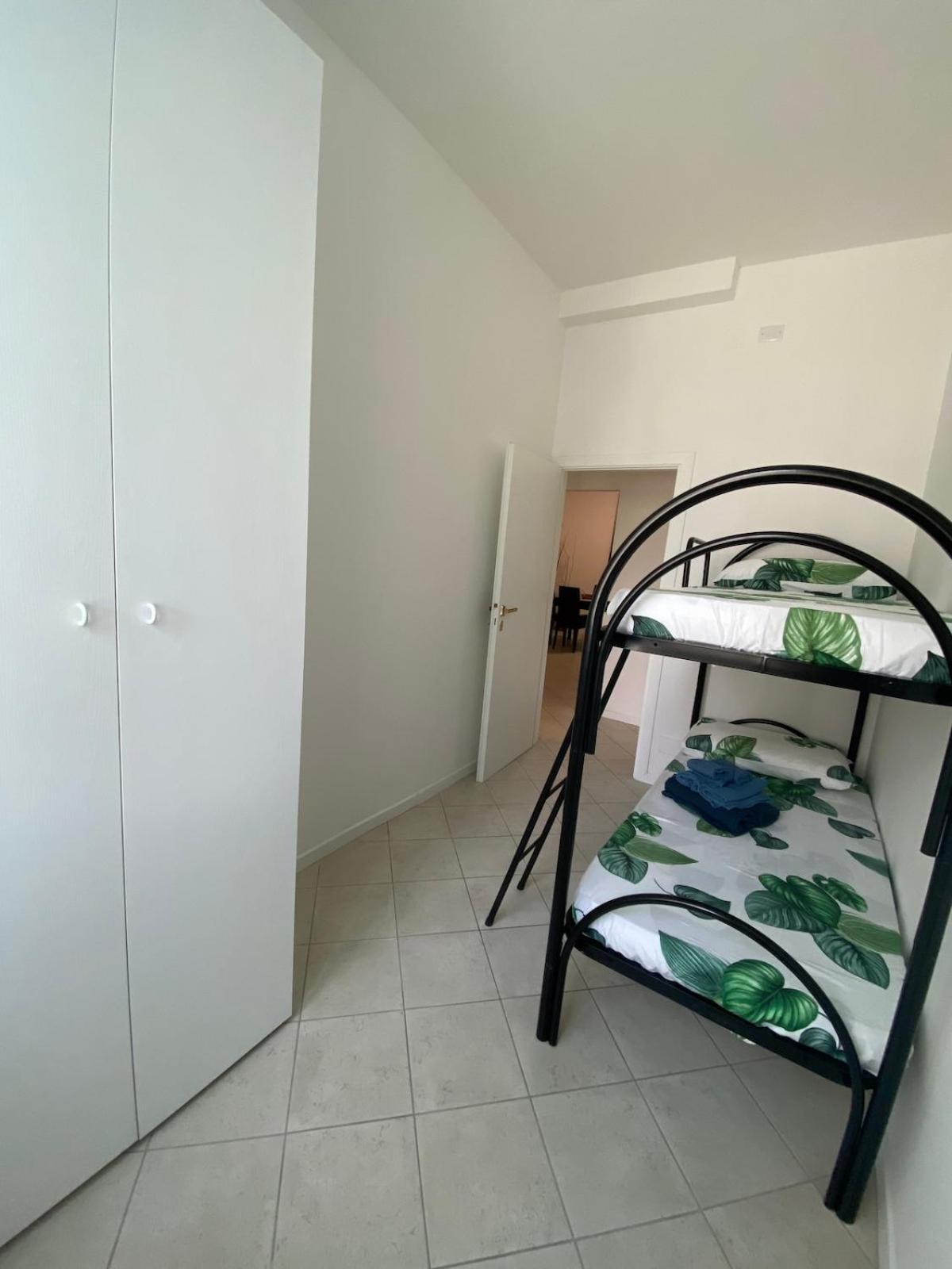 Ampio Appartamento In Posizione Strategica Rimini Exterior photo