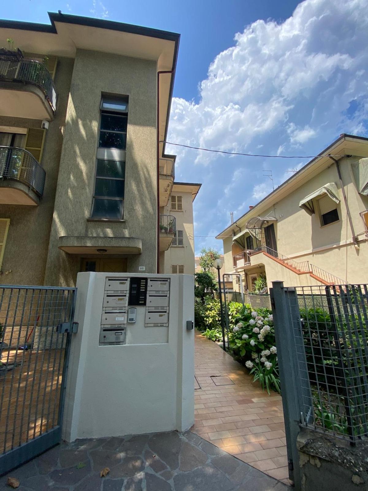 Ampio Appartamento In Posizione Strategica Rimini Exterior photo